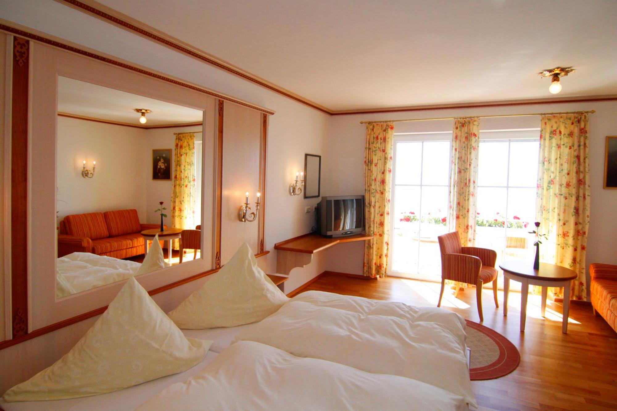 Seehotel Zur Muenz Hotel